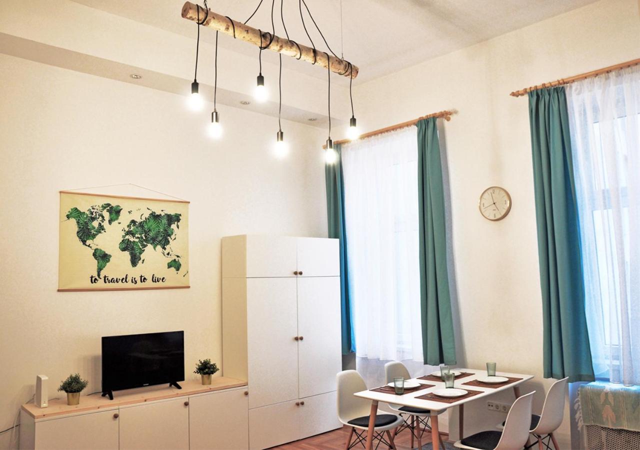 Cozy Design Home - Near Keleti & Citypark بودابست المظهر الخارجي الصورة